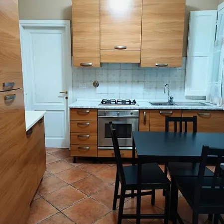 Appartamento Romana For 4